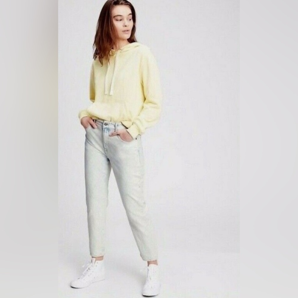 NEW Gap Women’s‎ Universal Slim Boyfriend Jean Light Lago Wash Size 6/28 90s